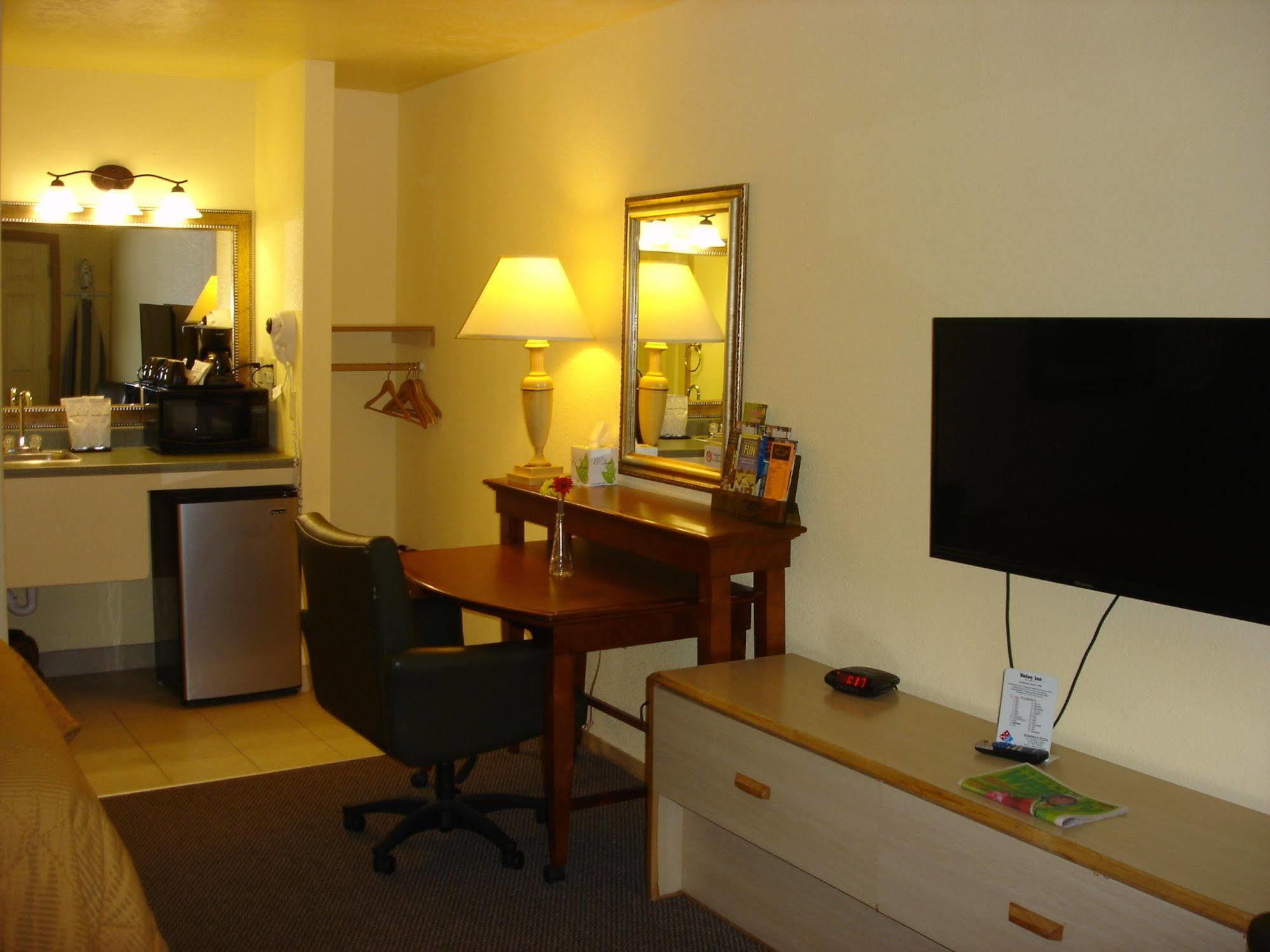 Motel Value Airport 2*
