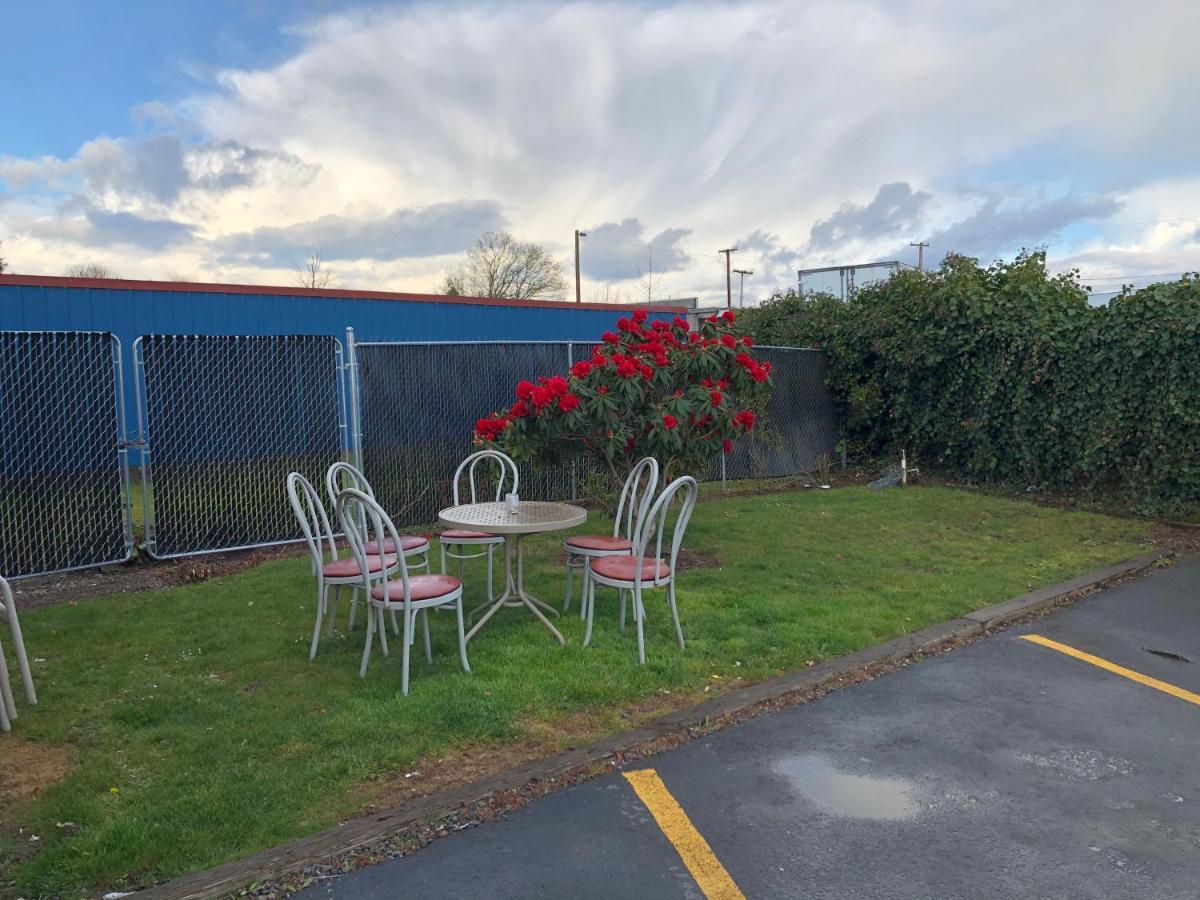 Value Airport Motel